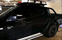 Blacked out hilux, Toyota Hilux, Tinted hilux, Hilux Ute,