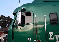 Trucks, Tinted trucks, window Tinting, Sydney trucks, window tinting trucks, prestons trucks, sydney trucks, truck accessories sydney , truck accessories, Sydney truck accessories