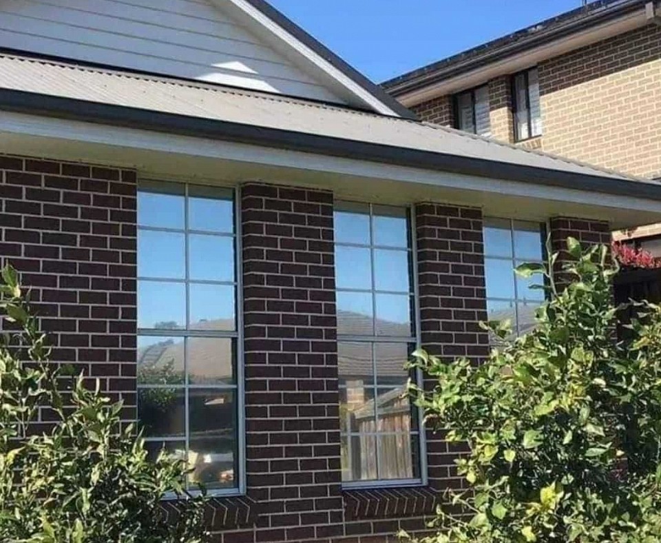 Sydney  Window Tinting  Western Sydney, Glass Tinting, Wollongong Window Film ,Canberra Commercial Tinting Sydney ,Office Window Tint Sydney ,Home Window Tint Sydney, Shopfront Glass NSW ,Glass Frosting Sydney, Energy Efficient Homes Greater, Sydney Window Treatments,Commercial Glass Tinting, Shopfront Glass Film, Office Window Tint, Architectural Glass Film  Sliding Door Tinting, Aluminium Window Tint, Timber Door Glass Film, Safety & Security Window Film, Decorative Glass Frosting, Commercial Window Treatments,northsyneywindowtint,southwestsydneywindowtint,westernsydneywindowtint, top5bestwindowtintexpertallareassydney