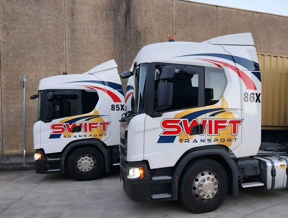 car window tint Liverpool, mobile window tinting Sydney, ceramic car tint NSW, affordable car tint deals, privacy car tint near me, heat reduction window film, UV protection car tint, same day tint service, professional auto tint installation, South West Sydney window tinting